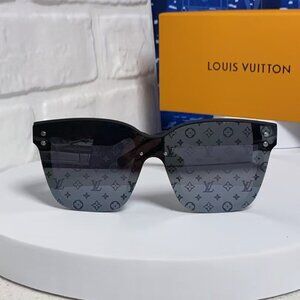Women's Louis Vuitton sunglasses